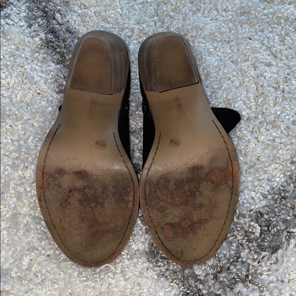 Vince Camuto black cut out booties size 8 - Picture 6 of 7